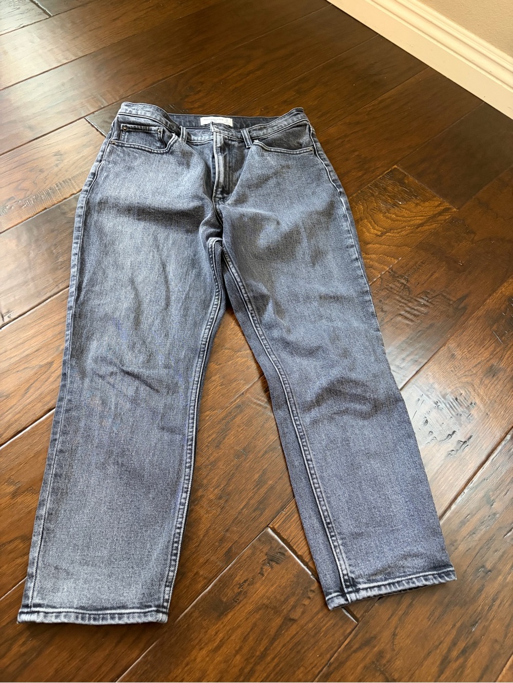 Abercrombie & Fitch Women's Straight Jeans - Medium Blue Wash